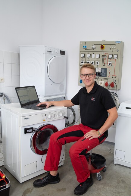 Kundendienst/ Hausgeräte Christoph Wenig Kundendienst/ Hausgeräte Christoph Wenig